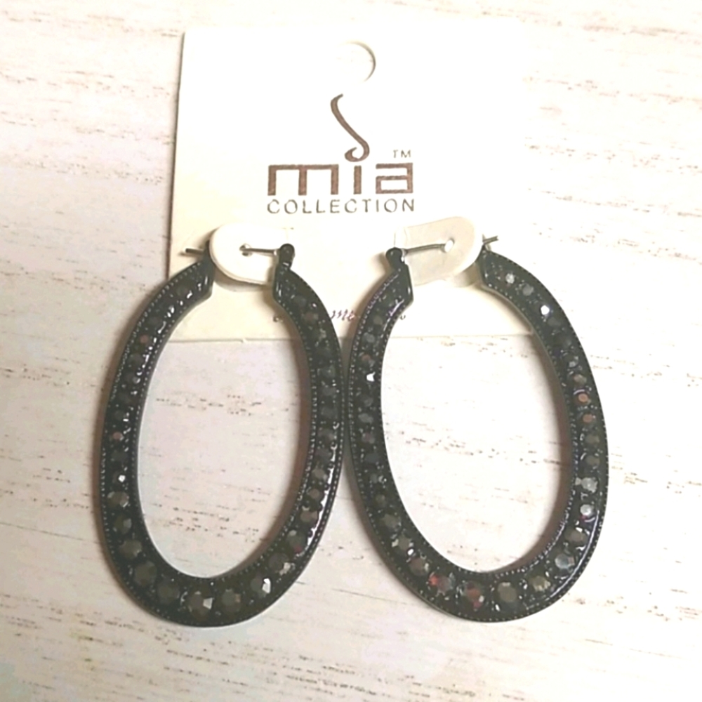 😻 3 For $15 Sparkly Black Bling Black Oval Hoops